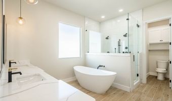 10 NE Armlei Dr, Andrews, TX 79714