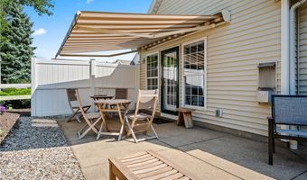 2800 Hartford Ln, Akron, OH 44312