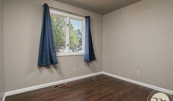 738 Aronson Ave, Billings, MT 59105