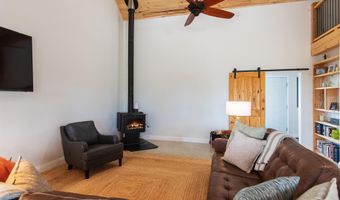 54 Upper Rim Rd E, Arroyo Seco, NM 87514