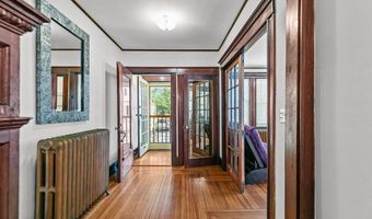 32 Thurston Ave A, Newport, RI 02840