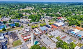 101 Poplar Ave, Belton, SC 29627