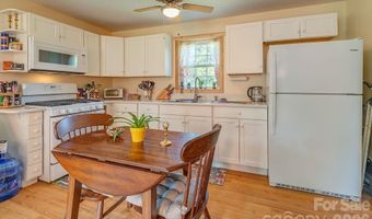 153 Vinewood Cir, Asheville, NC 28806