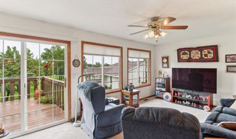 1106 Cassidy Curv, Adel, IA 50003