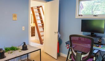 466 Greenbush Rd, East Greenwich, RI 02818