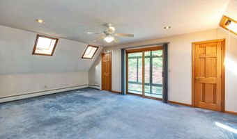8 Longview Dr, Bow, NH 03304