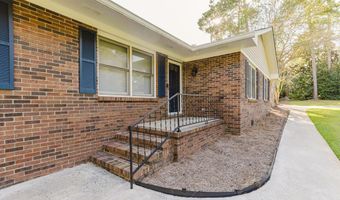 226 Edgewood Dr, Americus, GA 31709