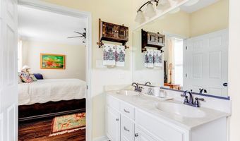 117 Giddy-Up Ln, Ashland, VA 23005