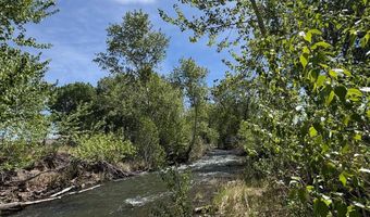 190 Meadow Rd, Challis, ID 83226