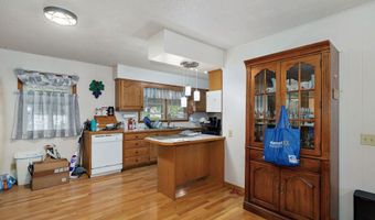 1301 S Tyler Ave, Aurora, MO 65605