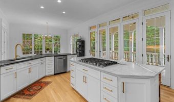 2550 Mountain Lake Rd, Asheboro, NC 27205