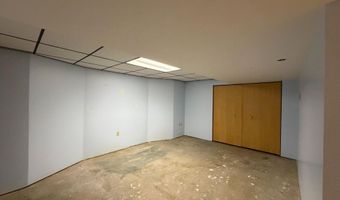 817 Skyline Dr, Bassett, NE 68714