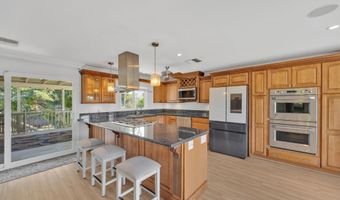 2733 Puu Hoolai St, Kihei, HI 96753