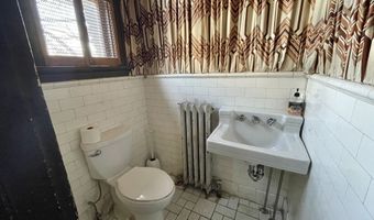 366 Brooklawn Ave, Bridgeport, CT 06604