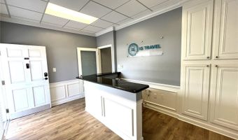 425 W COLONIAL Dr 101, Orlando, FL 32804