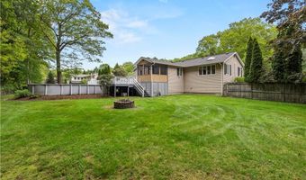 19 Bruce Dr, North Smithfield, RI 02896