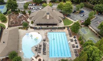 925 York Cv, Alpharetta, GA 30004