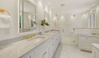 18 Tokeneke Trl, Darien, CT 06820