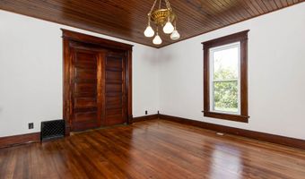 503 Mcnatt Ave, Aurora, MO 65605