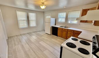 3 Hayes Pl, Amsterdam, NY 12010