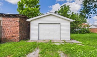 209 S 10Th St, Albia, IA 52531