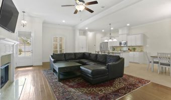 8241 Valencia Ct, Baton Rouge, LA 70820