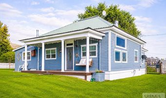 210 E Salmon Ave, Arco, ID 83213