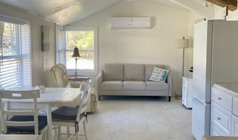 145 Ave L, Apalachicola, FL 32320