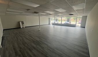 49 E Fullerton Ave, Addison, IL 60101