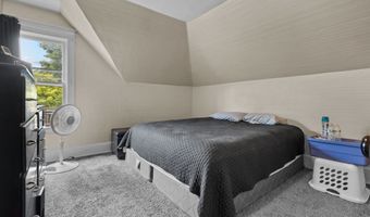 318 W BREWSTER St, Appleton, WI 54911