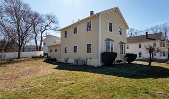 129 Simmonsville Ave, Johnston, RI 02919