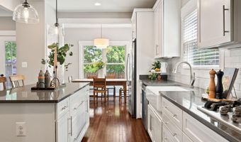 2503 TAYLOR Ave, Alexandria, VA 22302