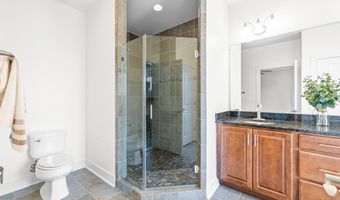 2109 MAIN LINE 102, Alexandria, VA 22301