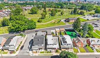 927 W WYOMING St, Allentown, PA 18103