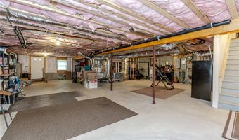 160 Allegra Ln, North Kingstown, RI 02852