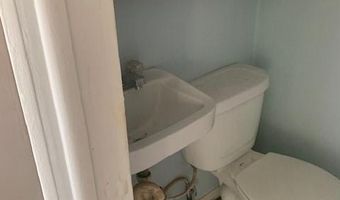 911 915 S Red Hill St, Alma, AR 72921