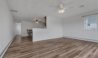 10 Mecca St, North Providence, RI 02904