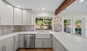 30729 Lakefront Dr, Agoura Hills, CA 91301