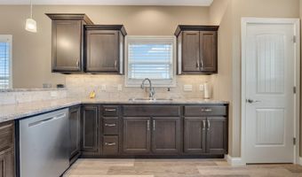 5610 Bear Creek Pass, Auburn, IN 46706