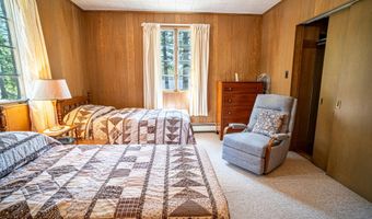 35 Middle Rd, Acton, ME 04001