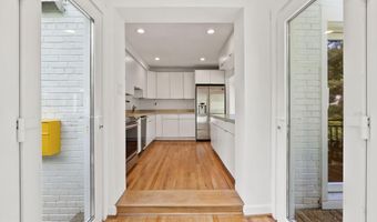 4929 JAMESTOWN Rd, Bethesda, MD 20816