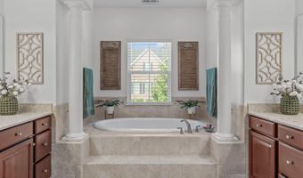 1813 Venezia Way, Apex, NC 27502