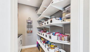 214 E Wapello St, Agency, IA 52530
