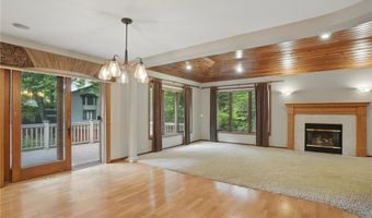 8681 144th Street Ct, Apple Valley, MN 55124