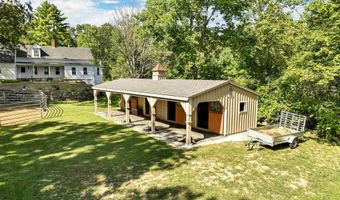 52 Lyford Rd, Brookfield, NH 03872