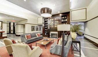 4500 S FOUR MILE RUN Dr 220, Arlington, VA 22204