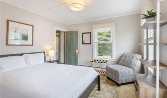 7 Prospect Ave, Narragansett, RI 02882