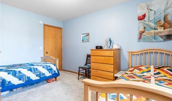 810 Latoka View Ct SW, Alexandria, MN 56308