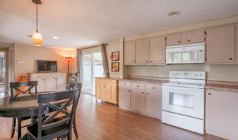 102 Partridge Ln, Goffstown, NH 03045