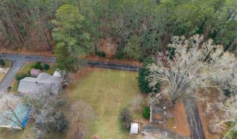 4120 S Lakeshore Dr, Acworth, GA 30101